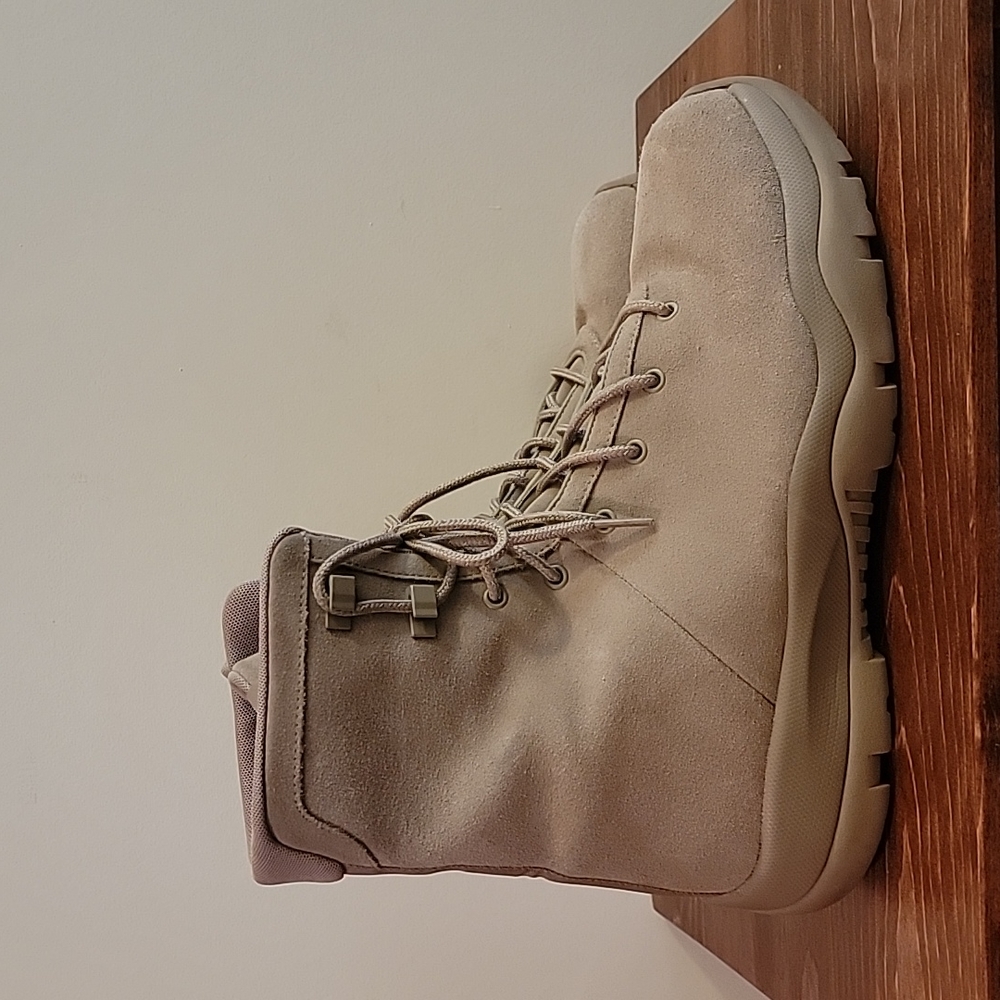 Nike Air Jordan Future Boot Khaki Sz 10.5